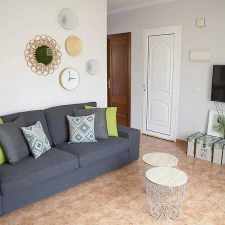 Lightbooking Pool & Cool Ferienhaus